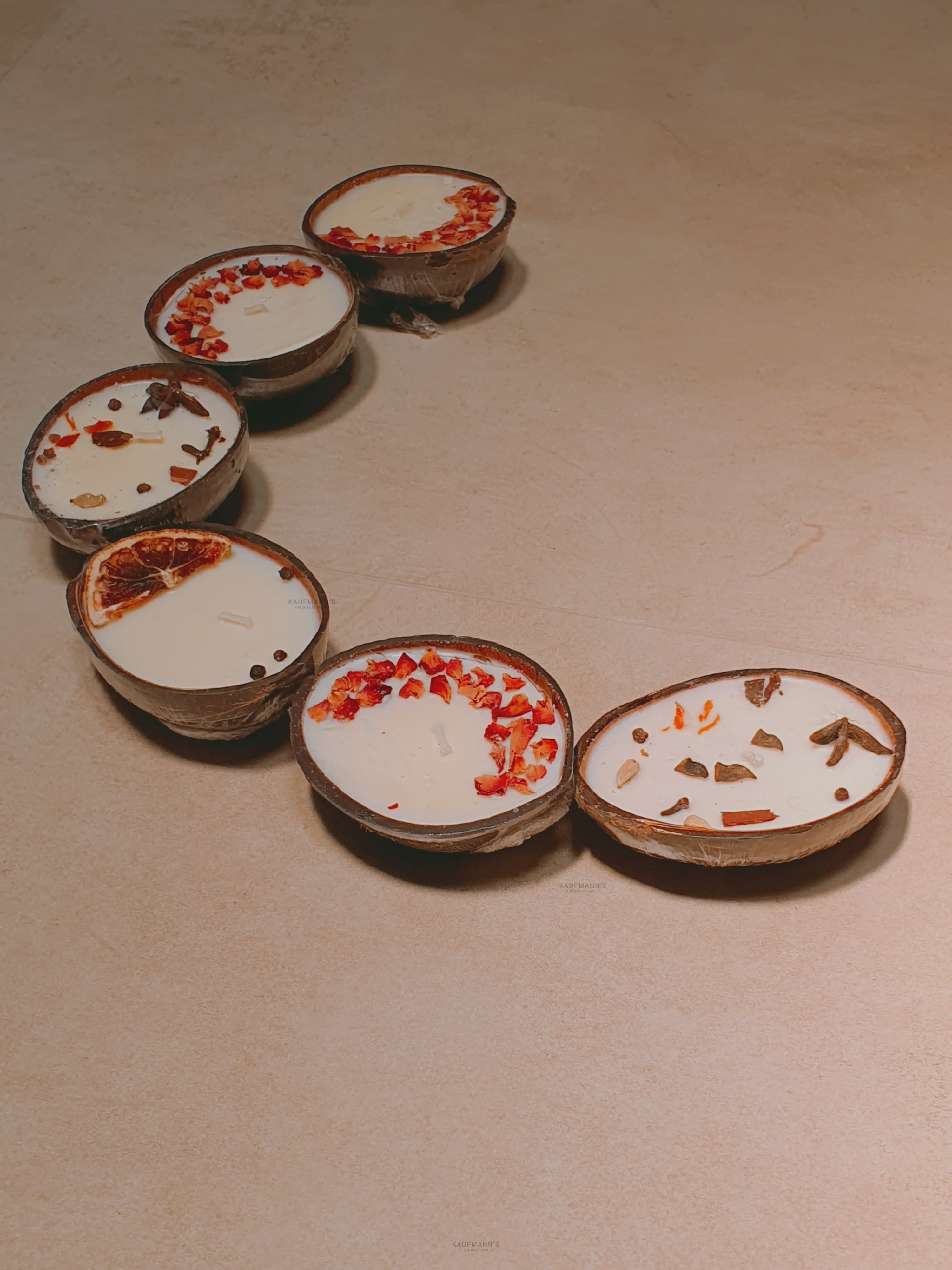 Coconut Shell-Scented Candles - 3 Aromas